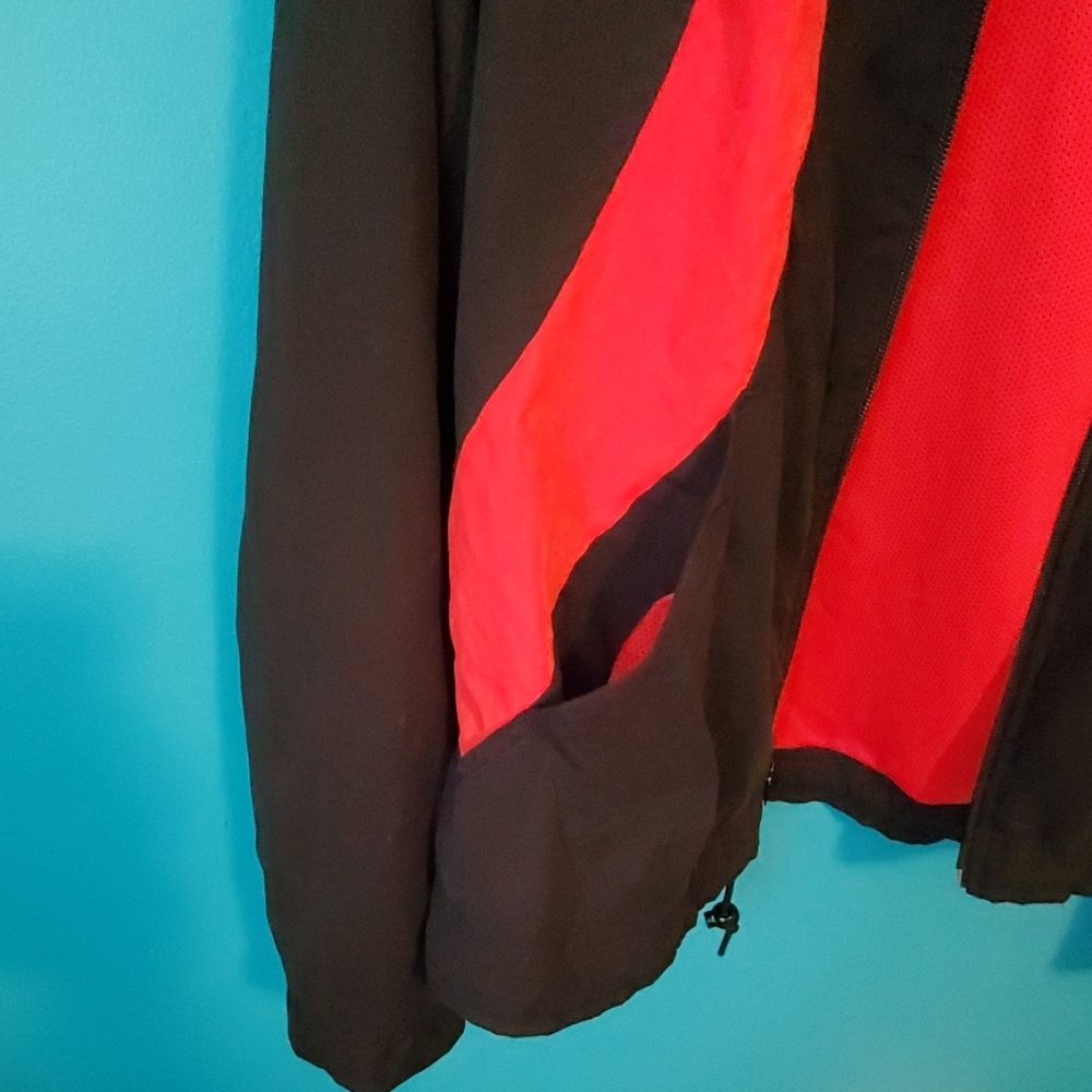 Nike jacket - Picture 2 of 3